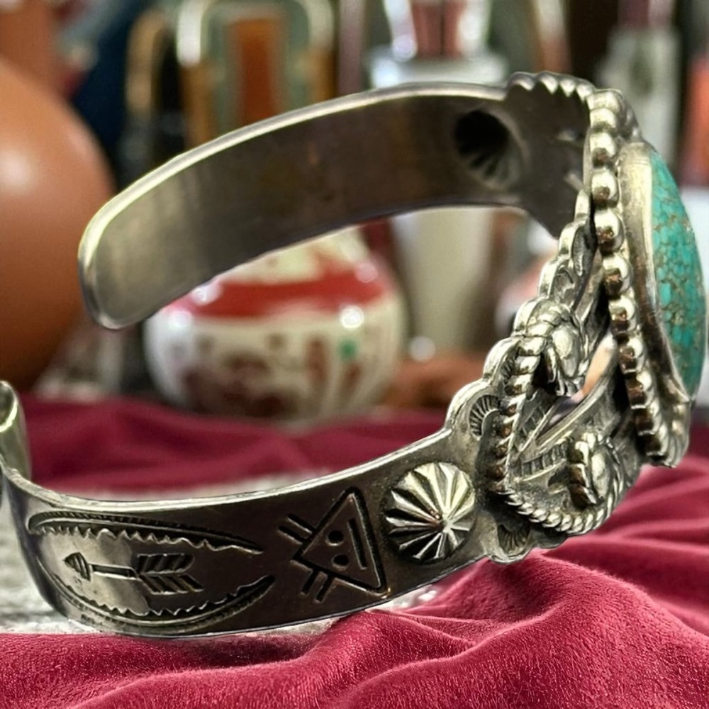 Navajo Sterling Silver Cuff Bracelet  w/Green Turquoise & Beadwork , Signed - Picture 3 of 8